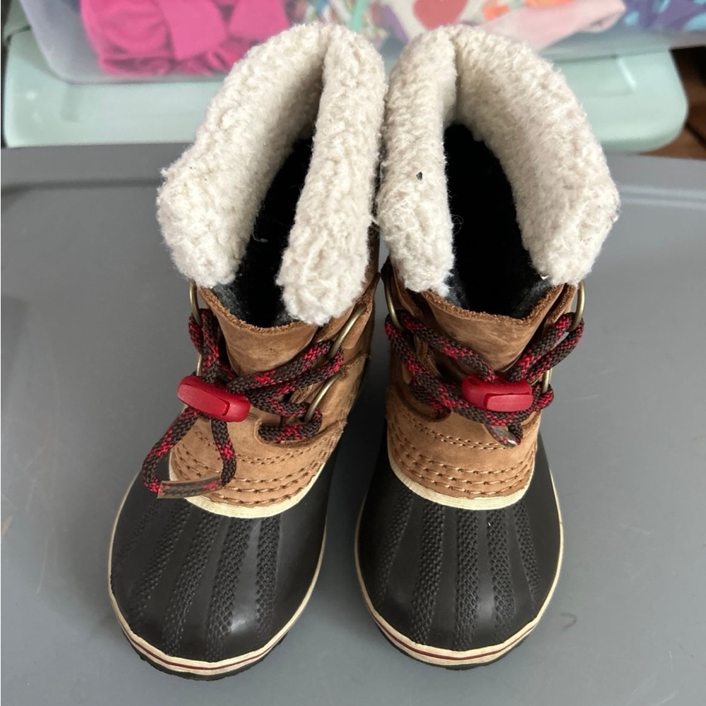 Sorel Brown and Black Boots with Red Highlights
